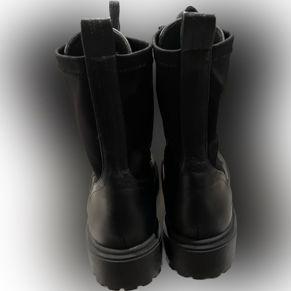 Nicole Miller Boot Size 6.5 - Picture 3 of 3